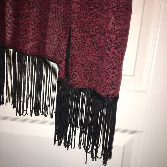 ❤️Aphorism Cardigan with black tassels! - Picture 3 of 3